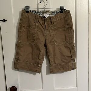 Aventura Organic Cotton Shorts - khaki